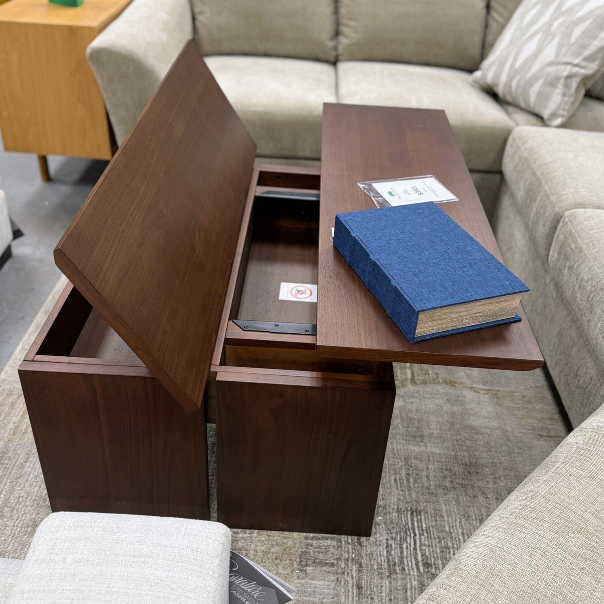 ARTICLE - Karl Lift-Top Coffee Table (Walnut)