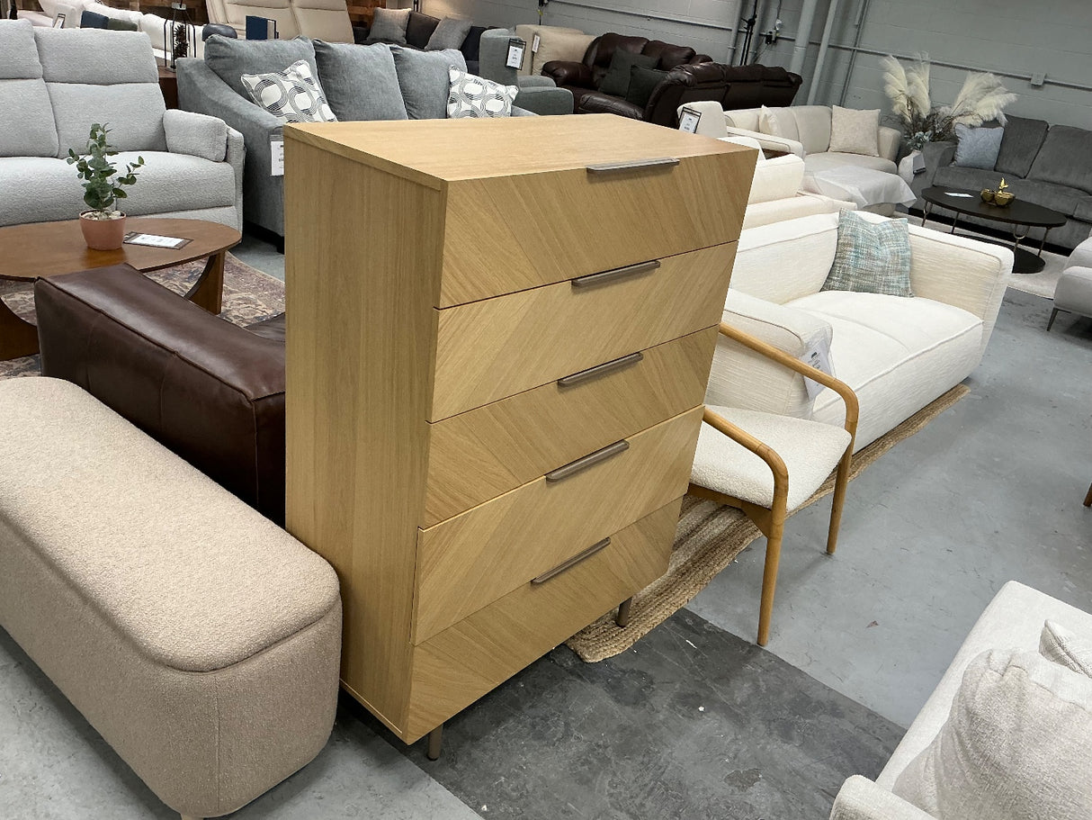 ARTICLE - Nera 5-Drawer Chest (Oak)