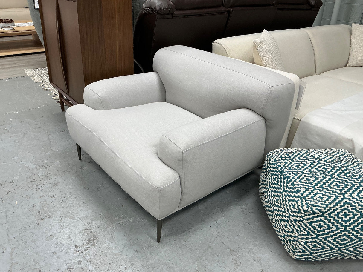 ARTICLE - Abisko Lounge Chair (Welsh Gray)