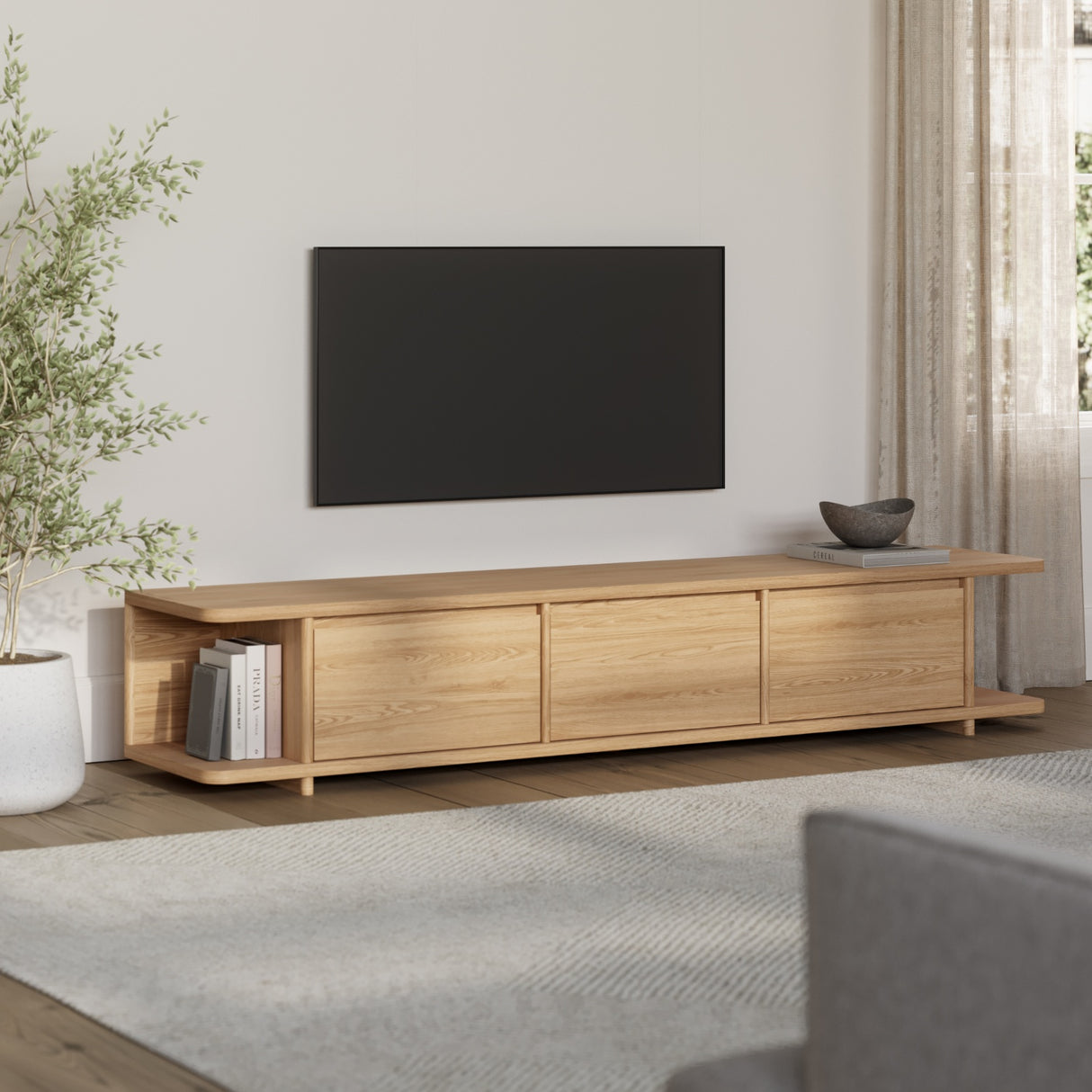 ARTICLE - Judith 79" Low Media Unit