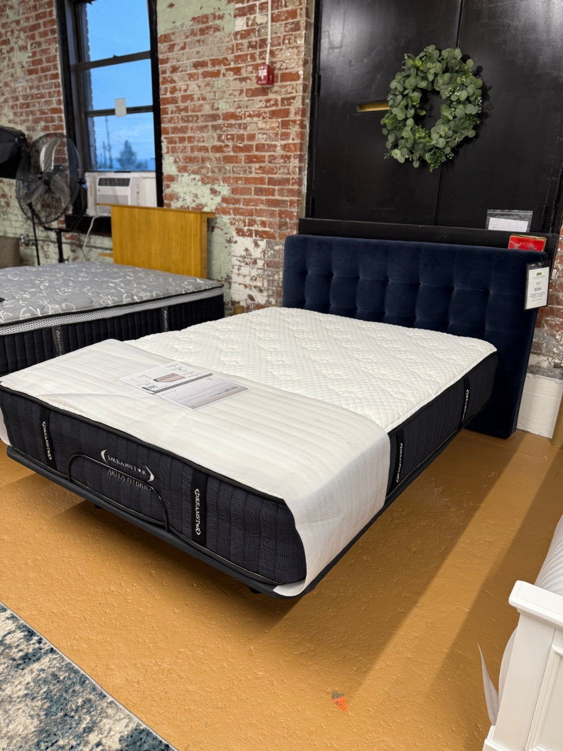 ARTICLE - Sven Queen Tufted Velvet Headboard (Cascadia Blue)