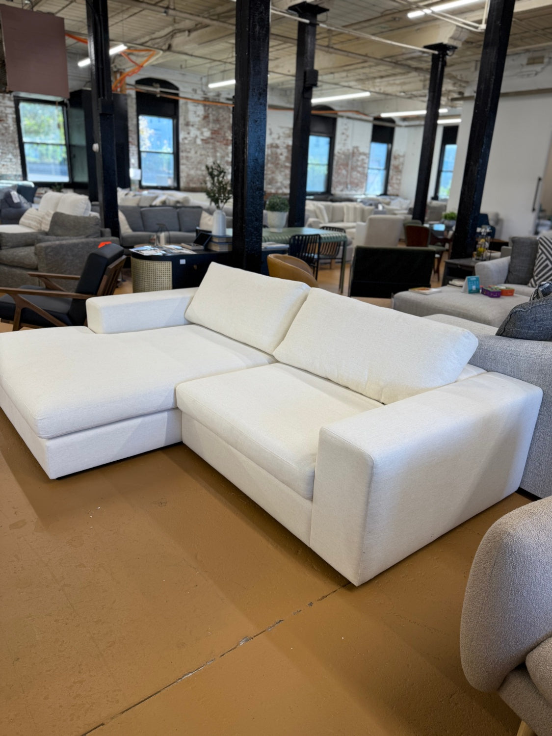 ARTICLE - Beta 98" Modular Left Chaise Sectional - Quartz White