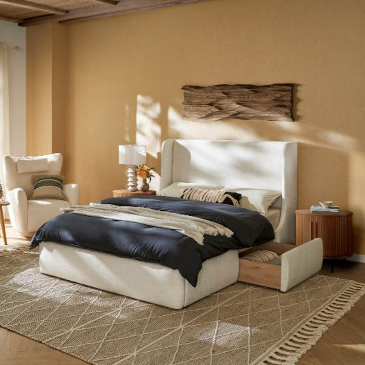 Castlery - Dalton Storage Bed - Beach Linen (Queen)