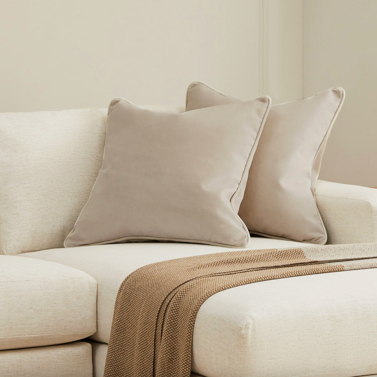 ARTICLE - Lucca Velvet Pillow Set (Pacific Taupe)