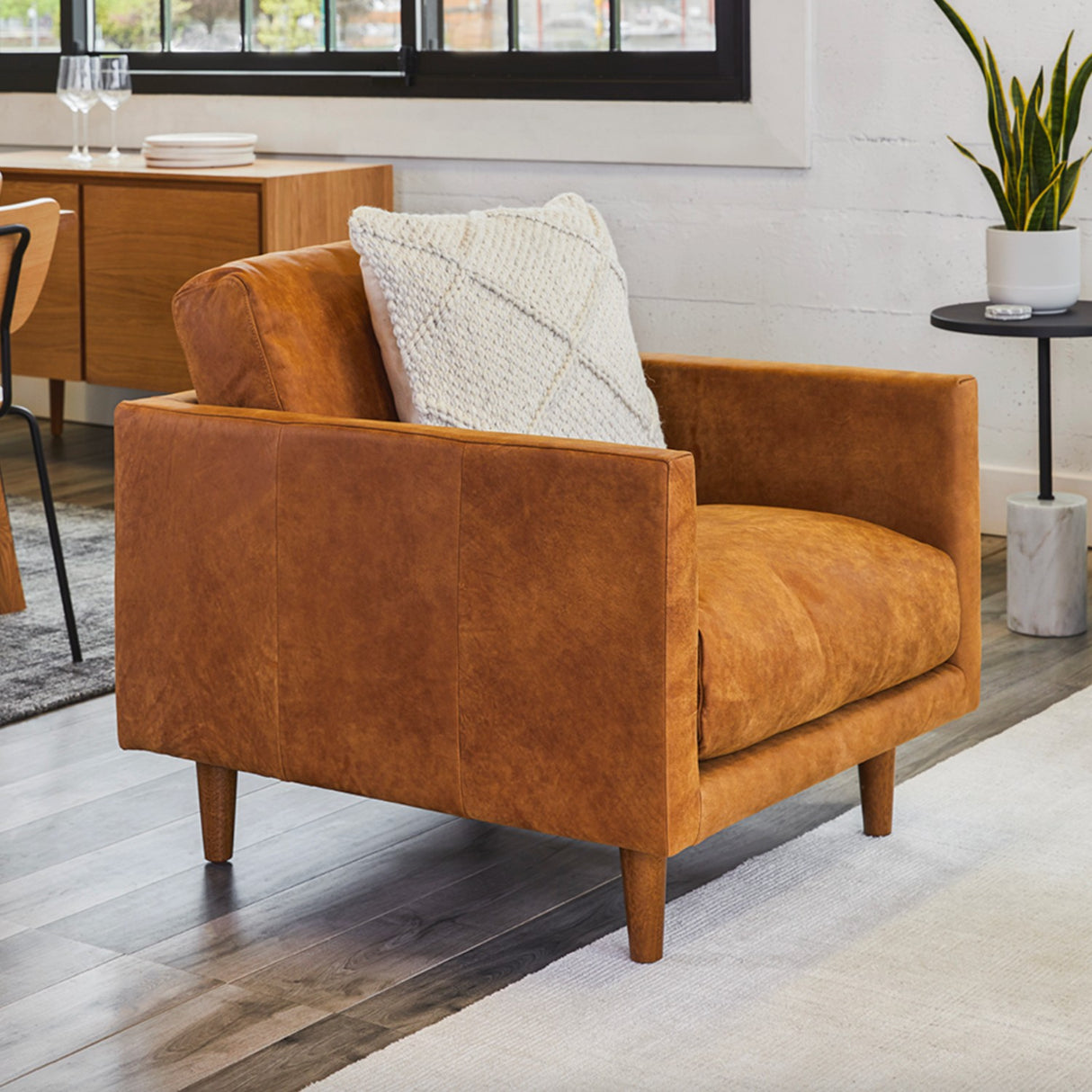 30" Genuine Leather Lounge Chair (Dakota Tan) - Pull Up A Couch