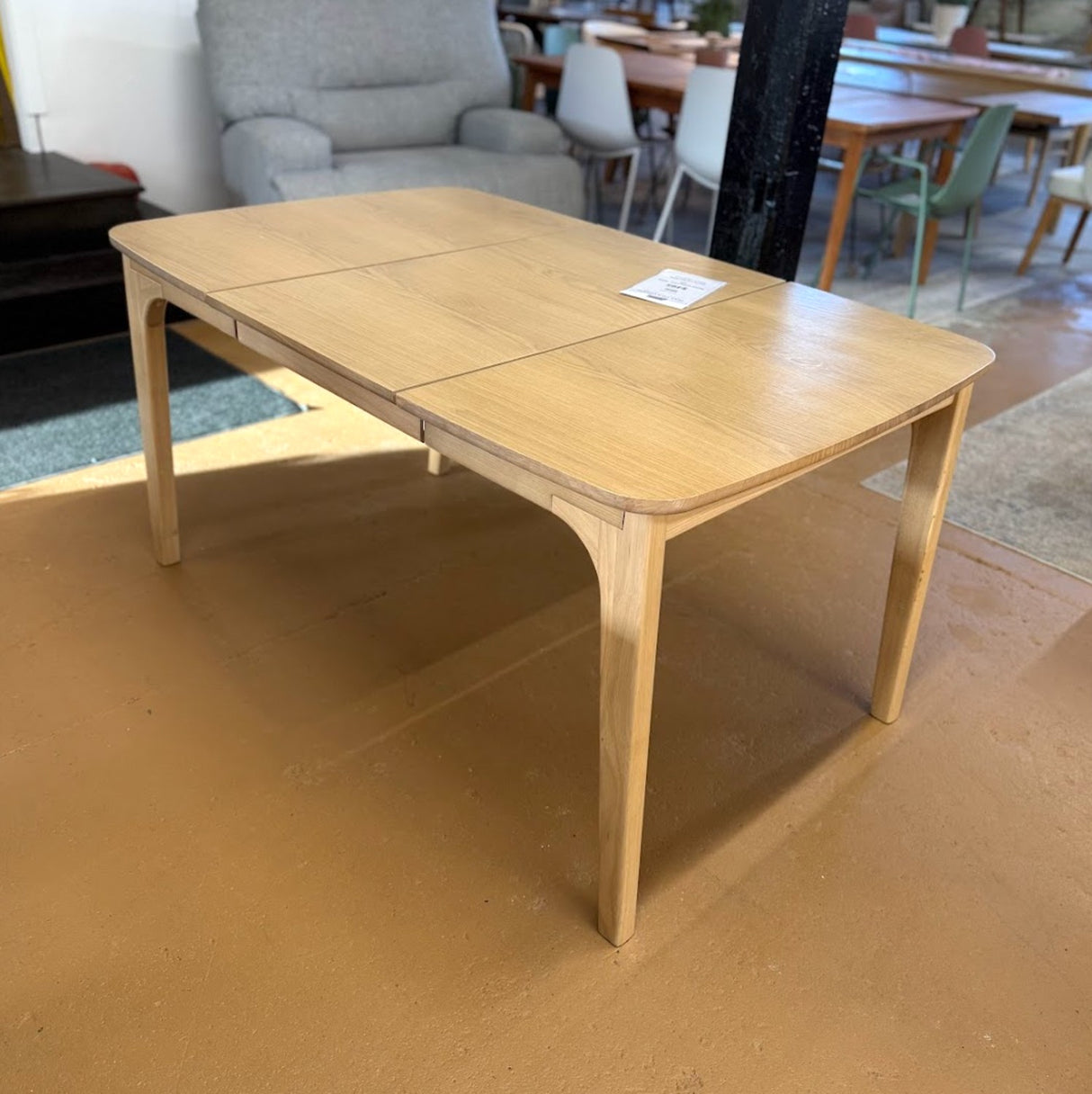 ARTICLE - Plumas Extendable Dining Table (White Oak)