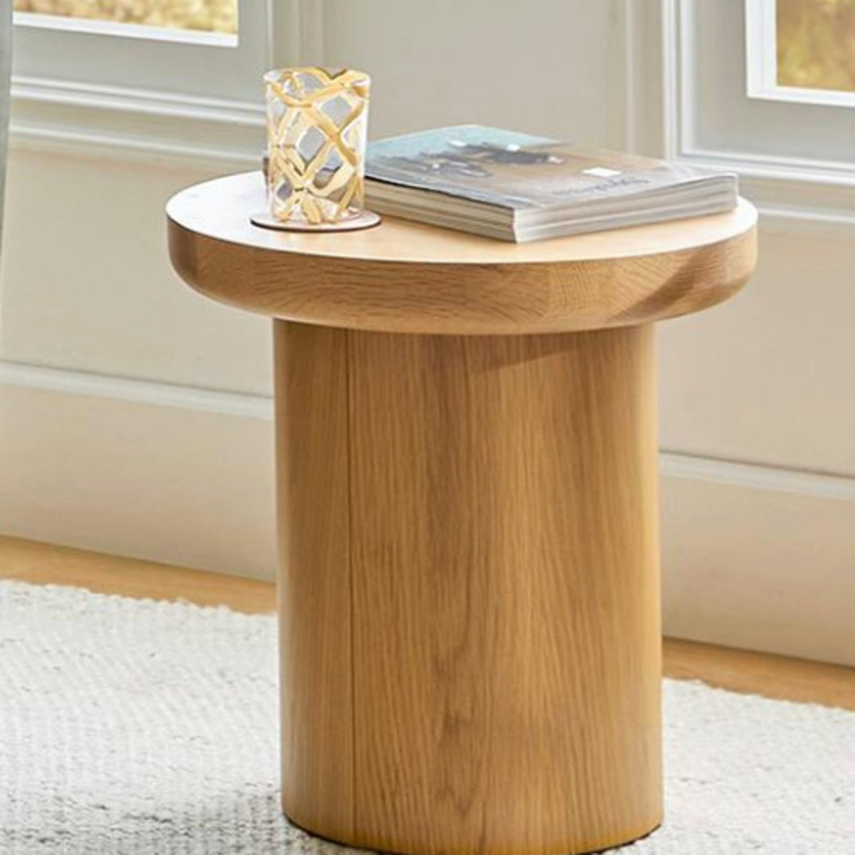 MCM-Style Side Table (Oak)