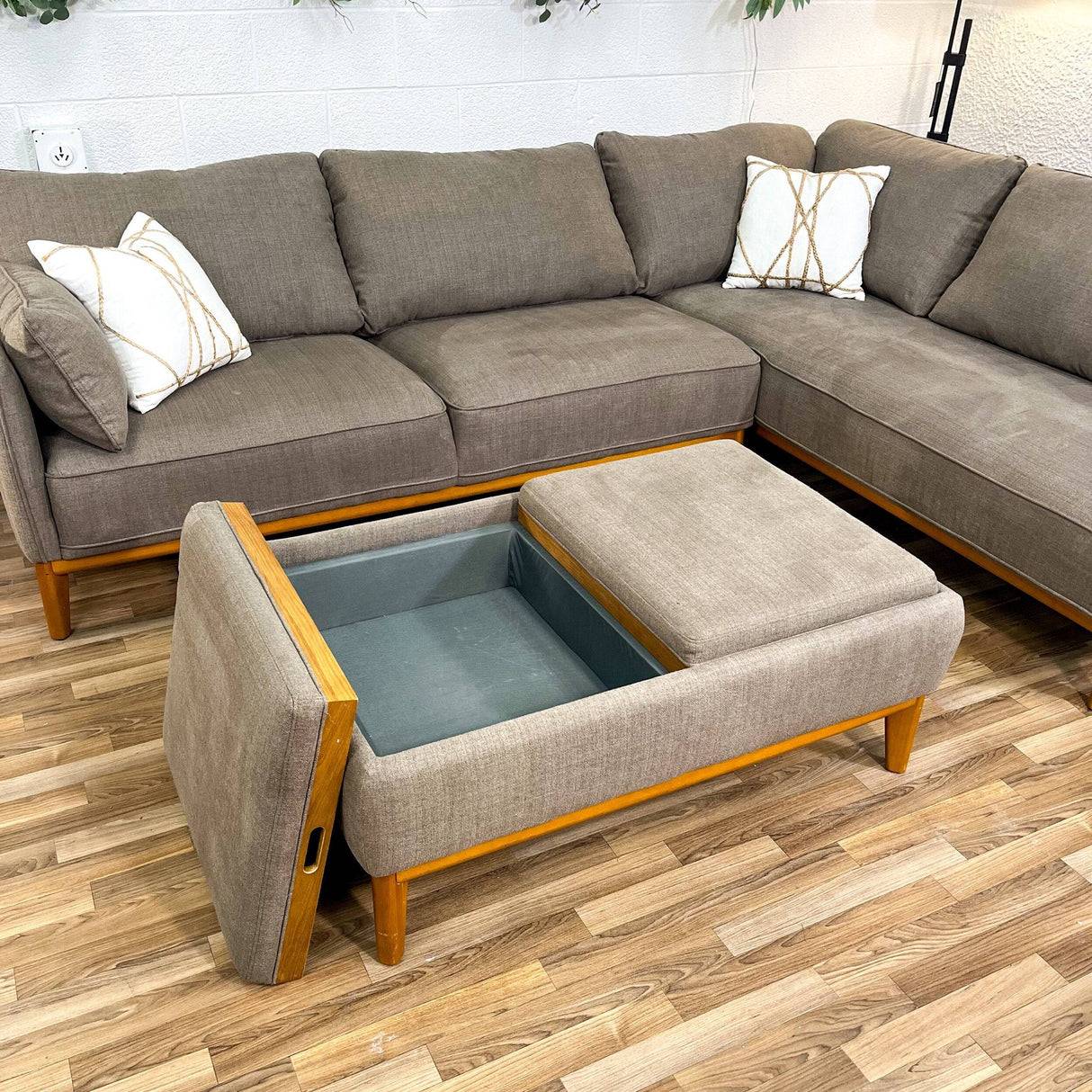 Macy’s 2 pc Sectional w/Ottoman (LIKE-NEW) - Pull Up A Couch