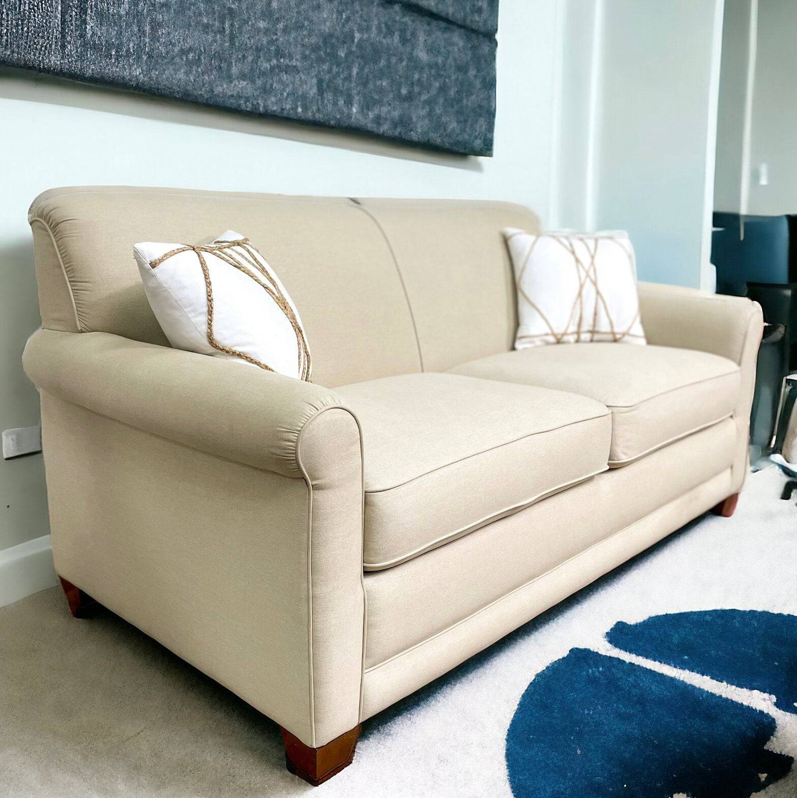 La-Z-Boy Amanda Apartment Sofa