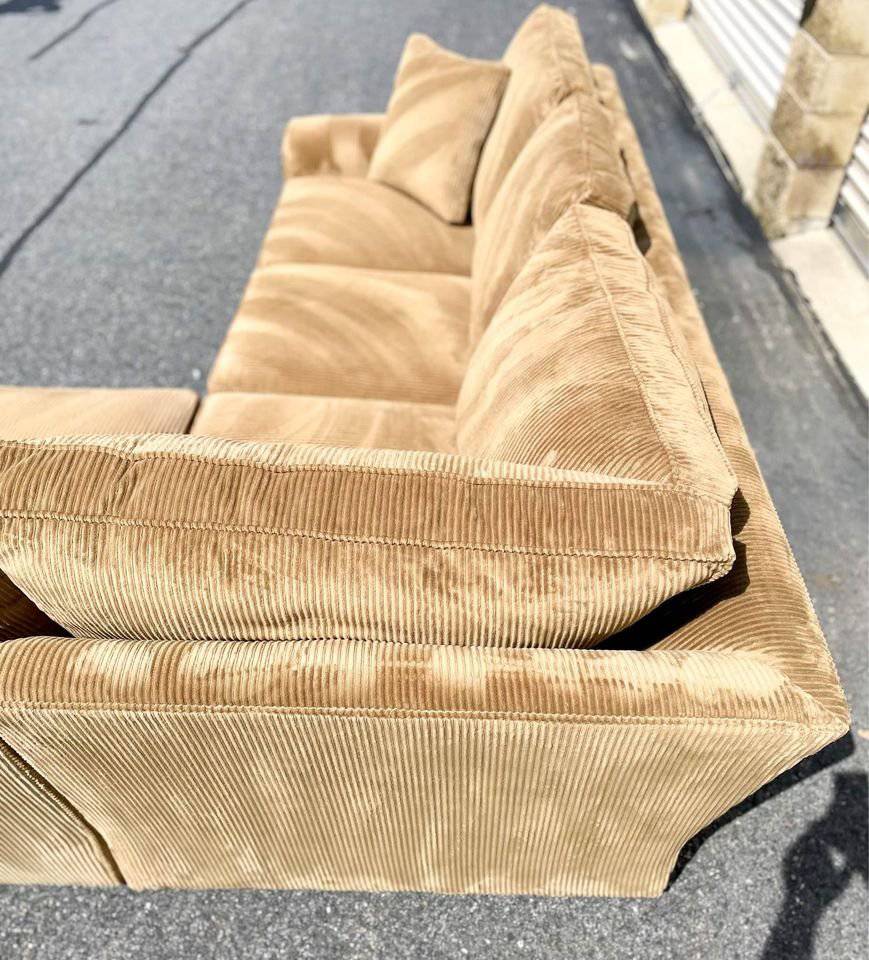 Boston Interiors Hampton 2pc Sectional Couch - Pull Up A Couch