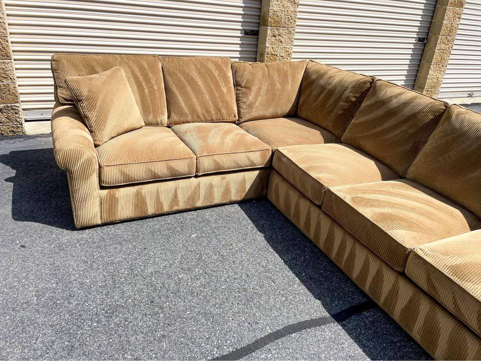 Boston Interiors Hampton 2pc Sectional Couch - Pull Up A Couch