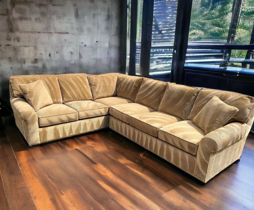 Boston Interiors Hampton 2pc Sectional Couch