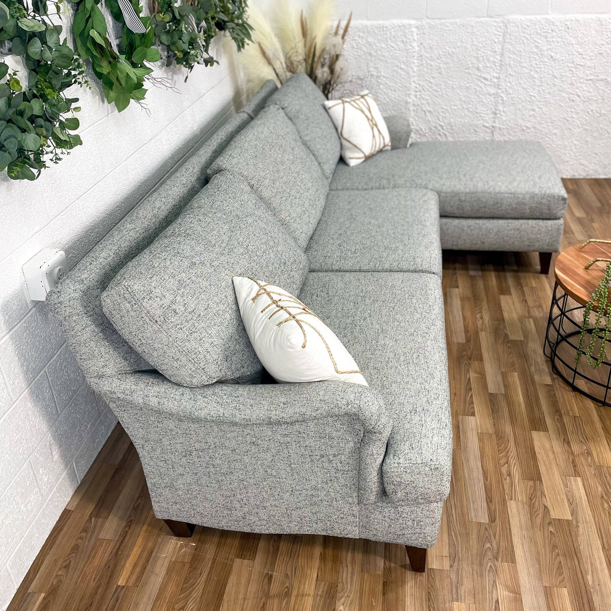 Klaussner Alden 2 pc Sectional w/Chaise - Pull Up A Couch