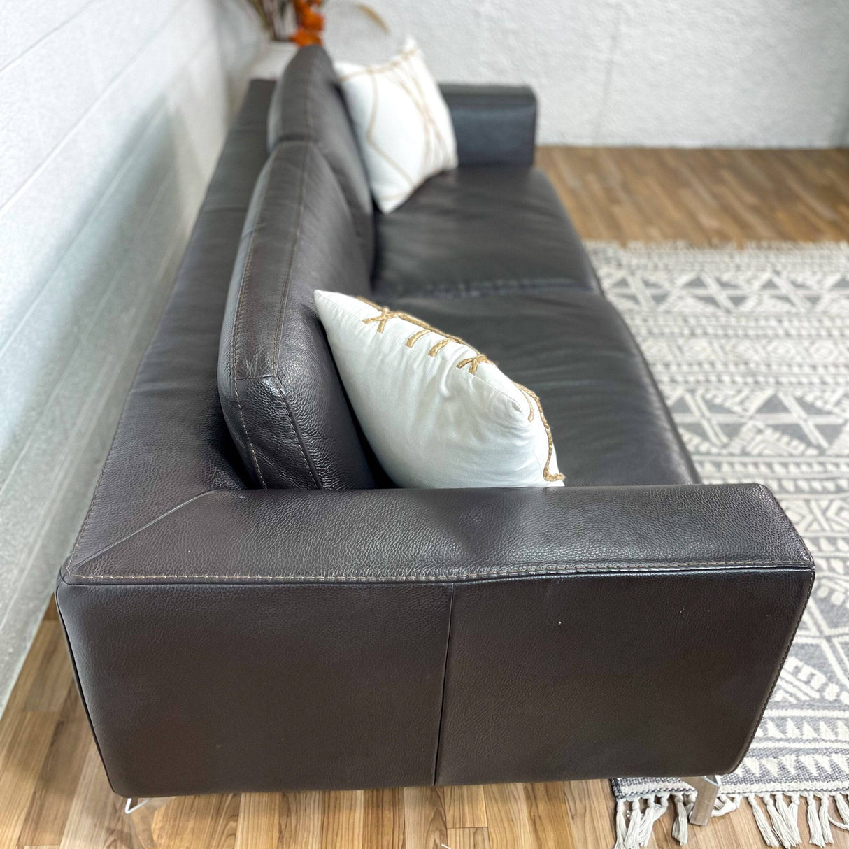 Incanto Real Italian Leather 3-seat Sofa - Pull Up A Couch