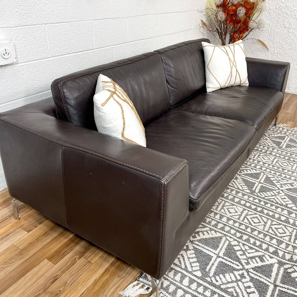 Incanto Real Italian Leather 3-seat Sofa - Pull Up A Couch