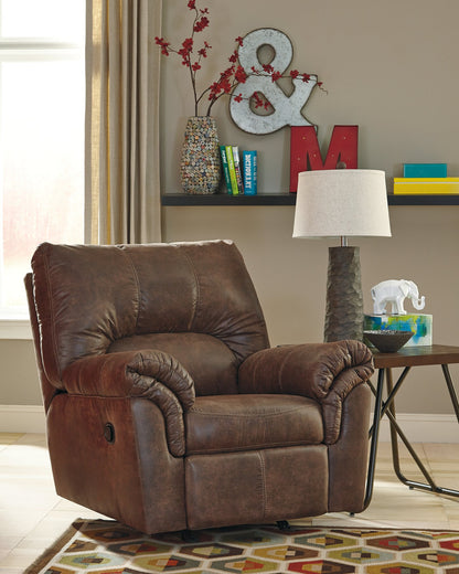 Bladen Recliner - Pull Up A Couch