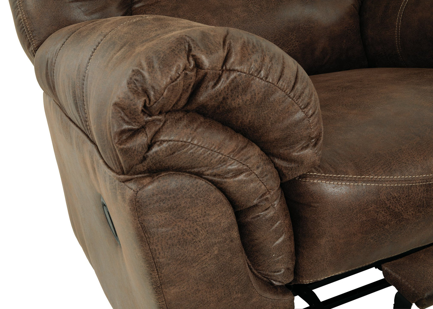 Bladen Recliner - Pull Up A Couch