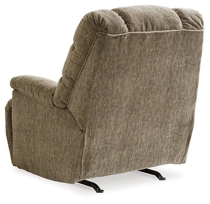 Bridgtrail Recliner - Pull Up A Couch