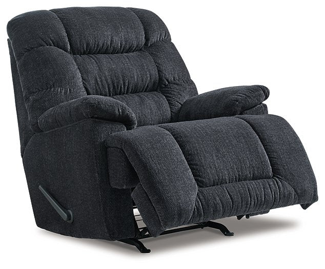 Bridgtrail Recliner - Pull Up A Couch