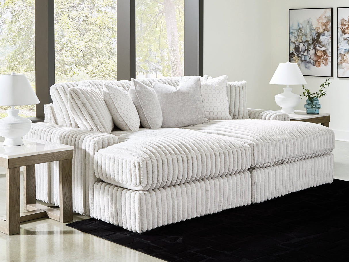 Stupendous Super Chaise