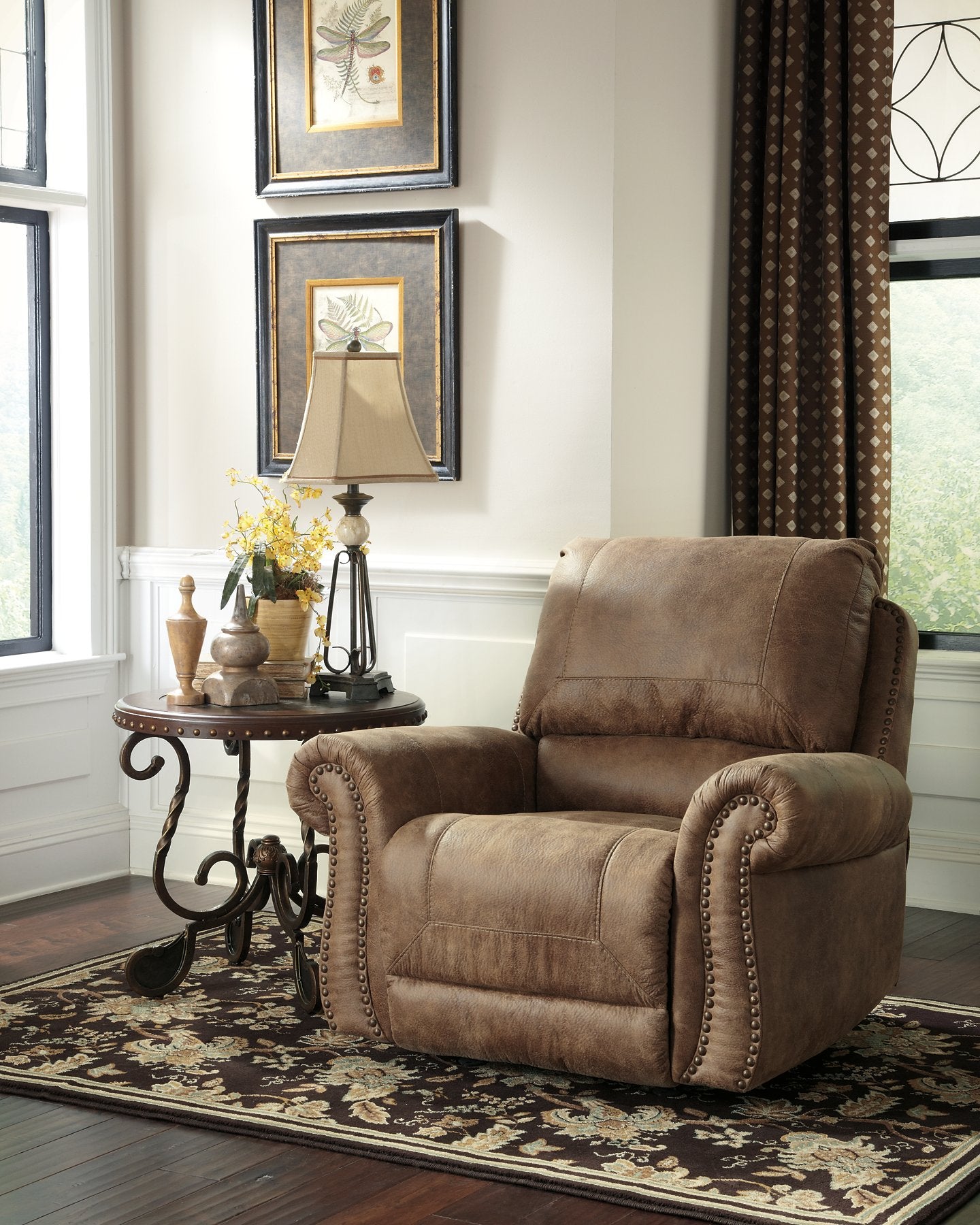 Larkinhurst Recliner - Pull Up A Couch