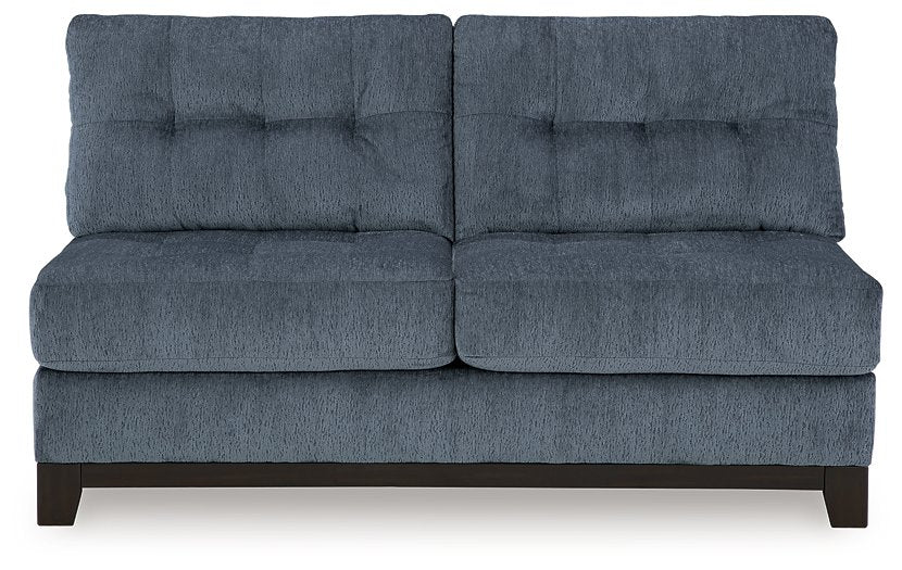 Maxon Place Sectional with Chaise - Pull Up A Couch