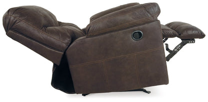 Boxberg Recliner - Pull Up A Couch