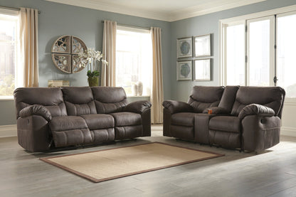 Boxberg Living Room Set - Pull Up A Couch