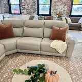 Salerno Power Reclining Sectional (5pc)