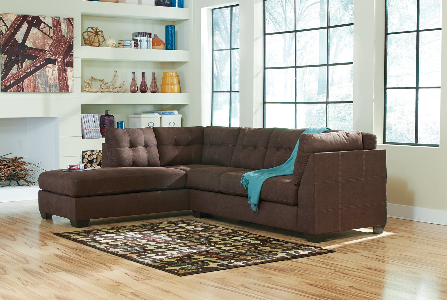 Maier 2-Piece Sectional with Chaise - Pull Up A Couch