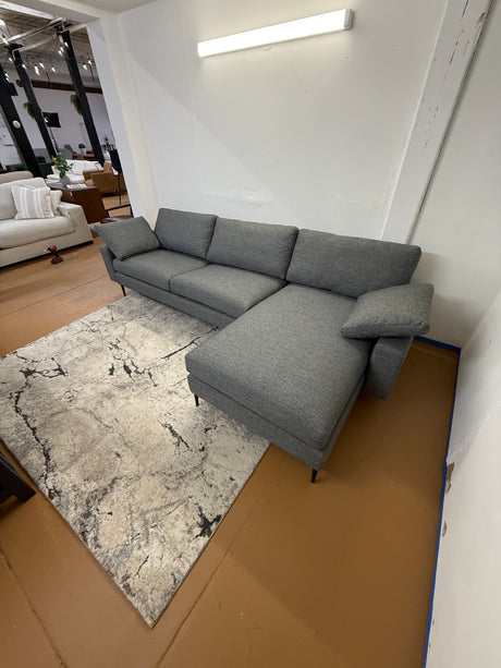 114" Reversible Sectional w/ Chaise (Gravel Gray)