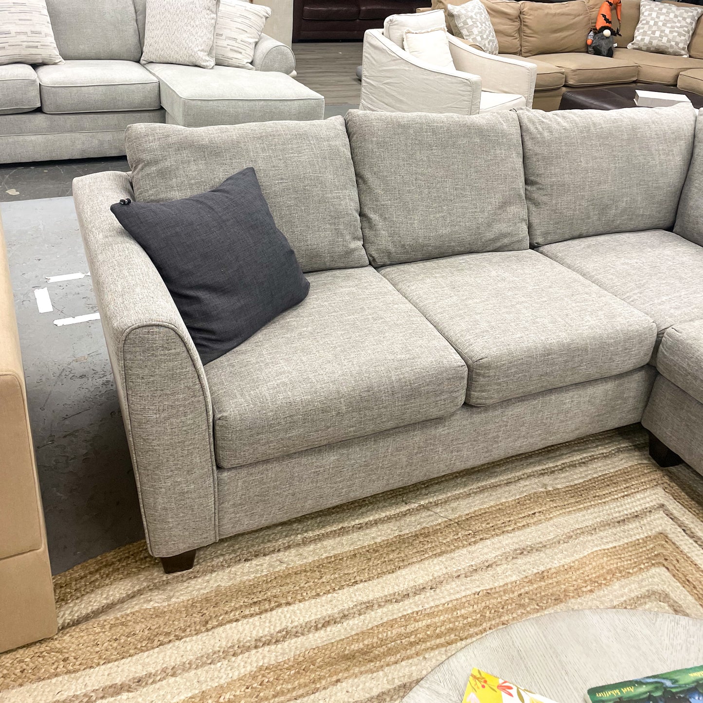 Gray 2pc Corner Sectional