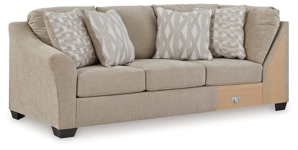 Brogan Bay 3-Piece Sectional with Cuddler - Pull Up A Couch