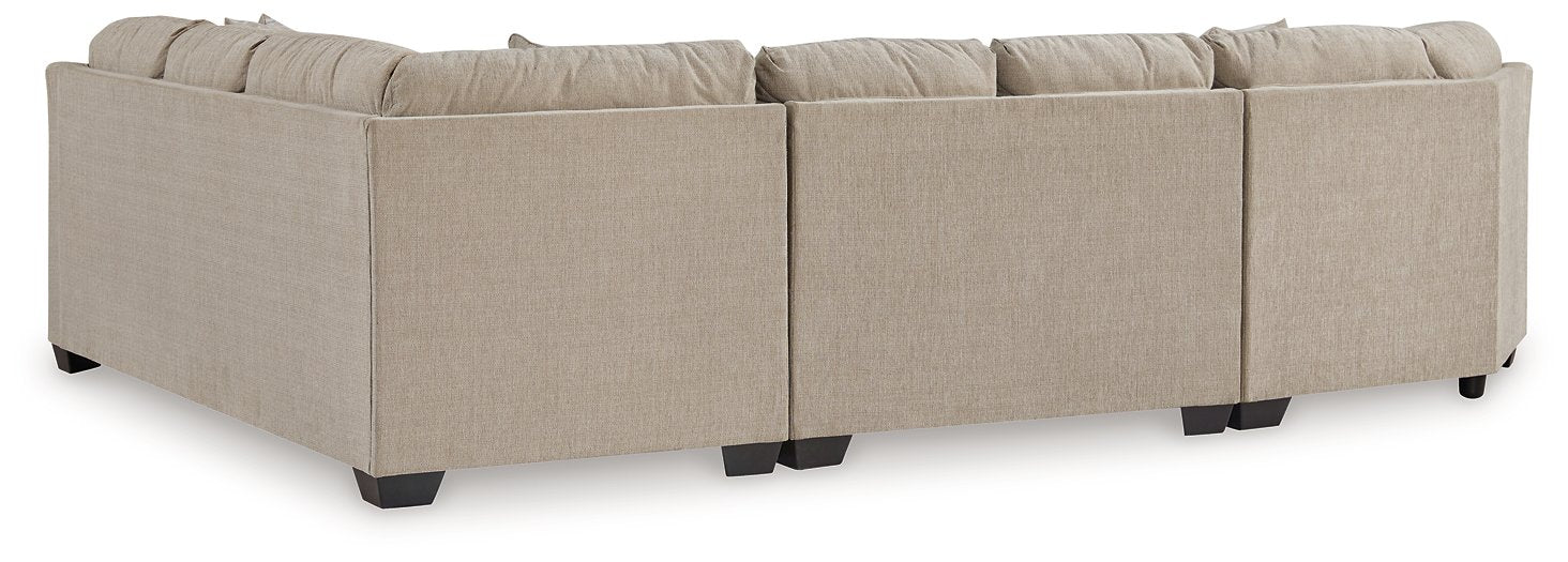 Brogan Bay 3-Piece Sectional with Cuddler - Pull Up A Couch