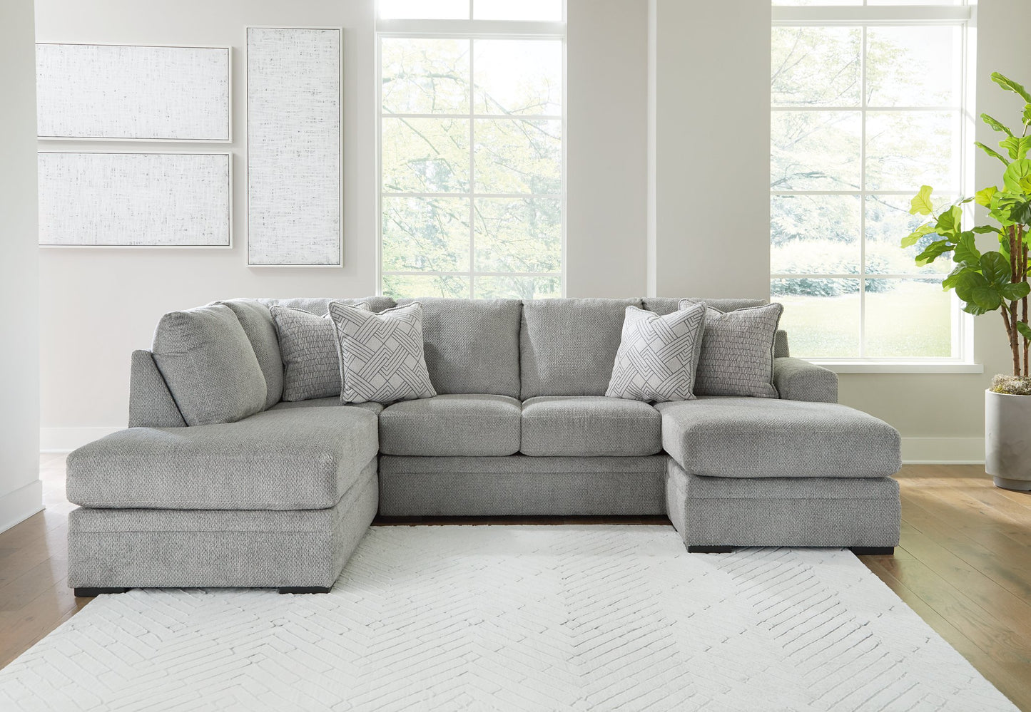 Casselbury 2-Piece Sectional with Chaise - Pull Up A Couch