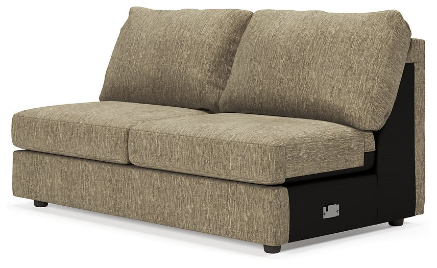 Hoylake 3-Piece Sectional with Chaise - Pull Up A Couch