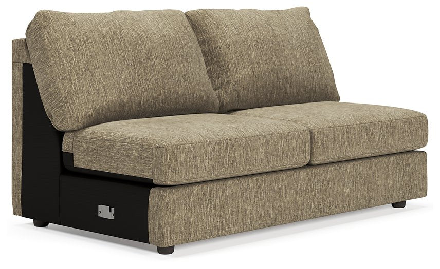 Hoylake 3-Piece Sectional with Chaise - Pull Up A Couch