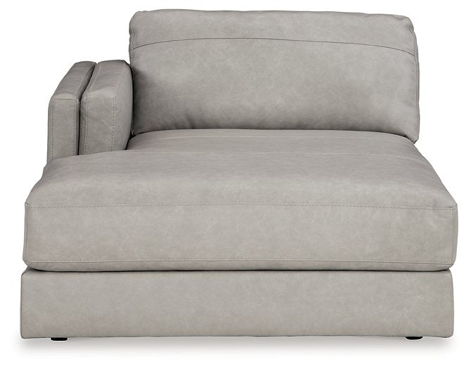 Amiata Sectional with Chaise - Pull Up A Couch