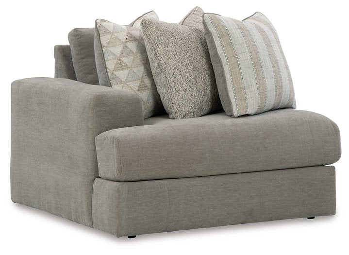 Avaliyah Sectional Sofa - Pull Up A Couch