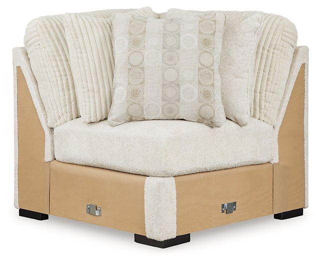 Chessington Sectional with Chaise - Pull Up A Couch