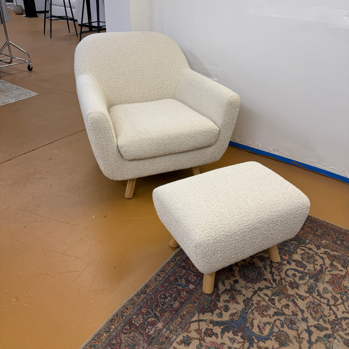 Bouclé Lounge Chair + Ottoman (Ivory)
