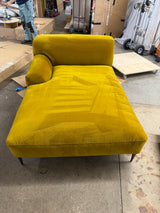 ARTICLE - Abisko Velvet Left Sectional (Yarrow Gold)