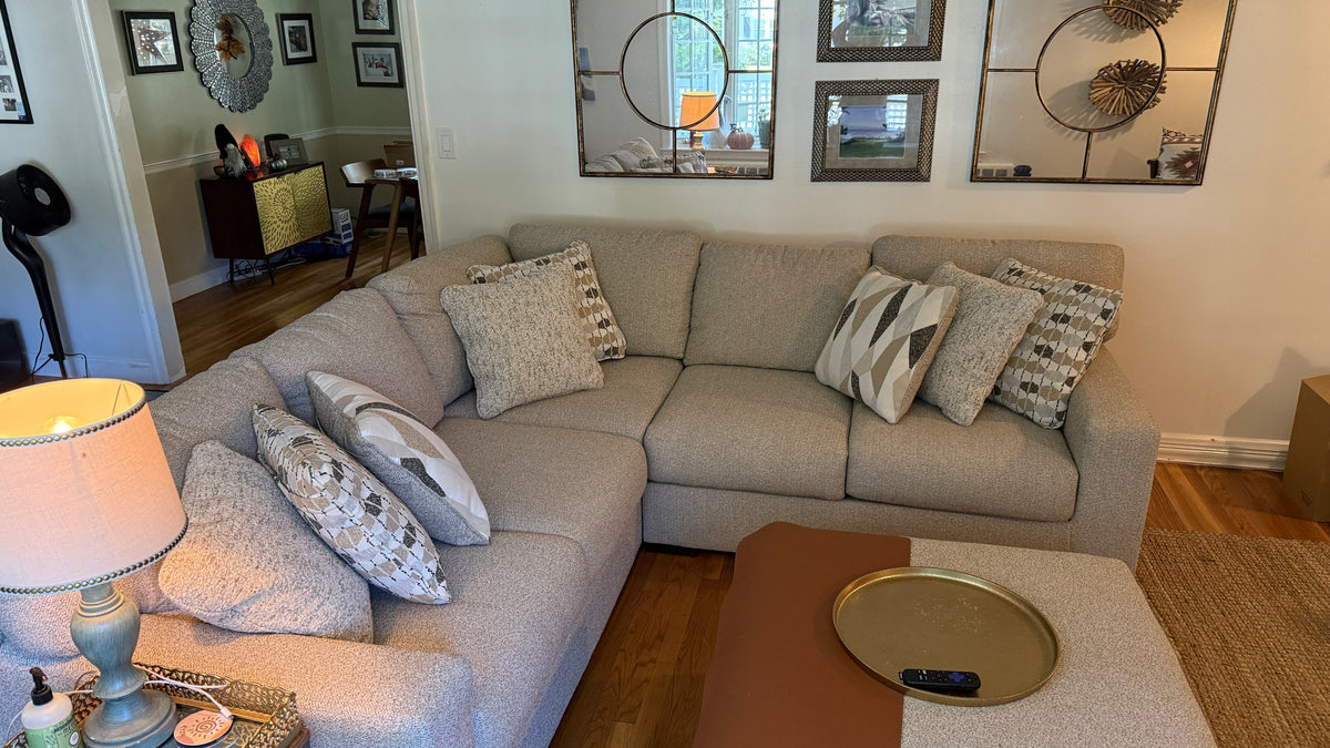 Silverwood Corner Sectional + Ottoman