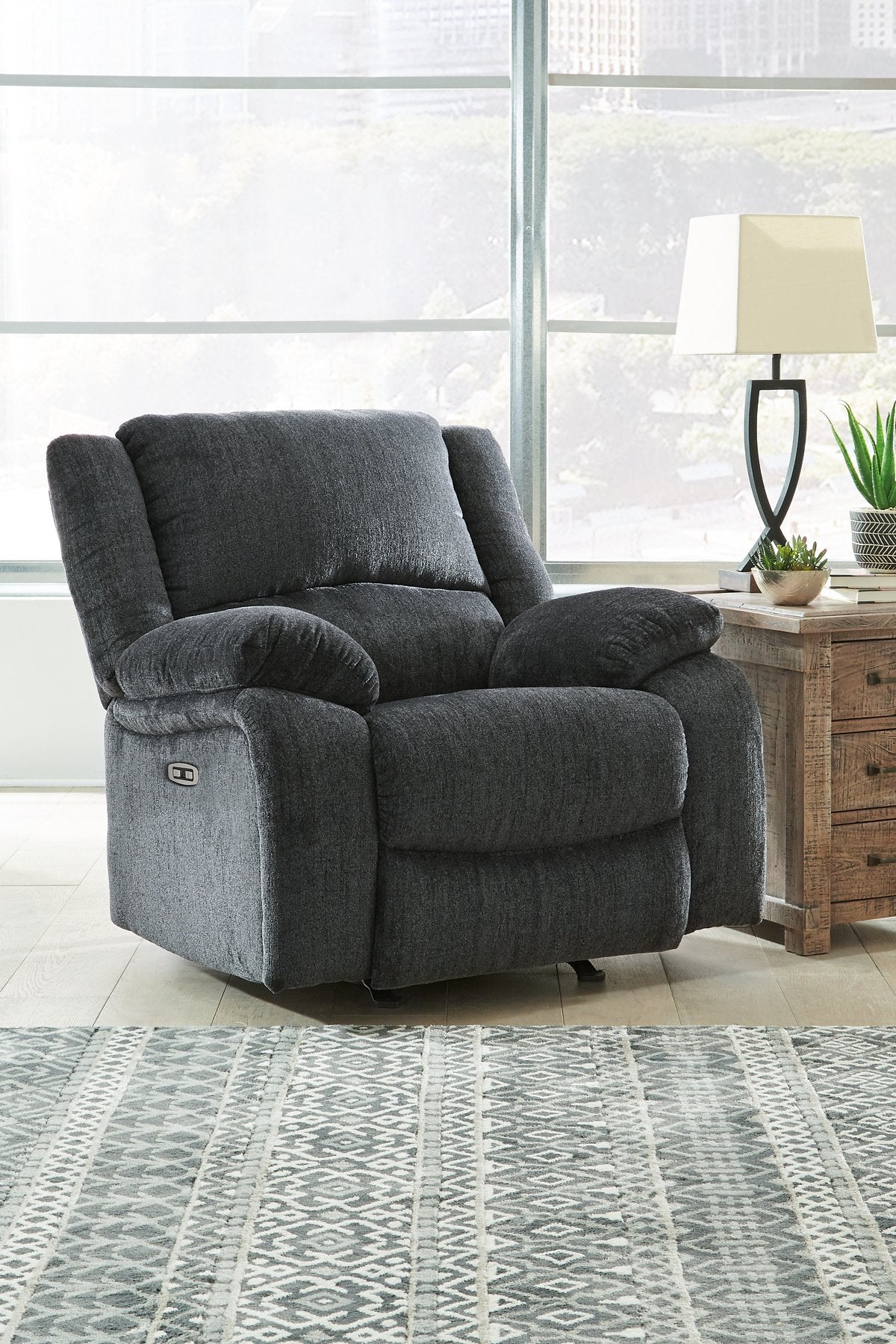 Draycoll Power Recliner - Pull Up A Couch