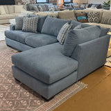 Glendale Sectional w/ Chaise (2pc)