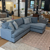 Glendale Sectional w/ Chaise (2pc)
