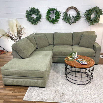 Jonathan Louis 2pc Sectional w/Chaise - Pull Up A Couch