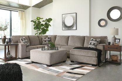 Ballinasloe 3-Piece Sectional with Chaise - Pull Up A Couch