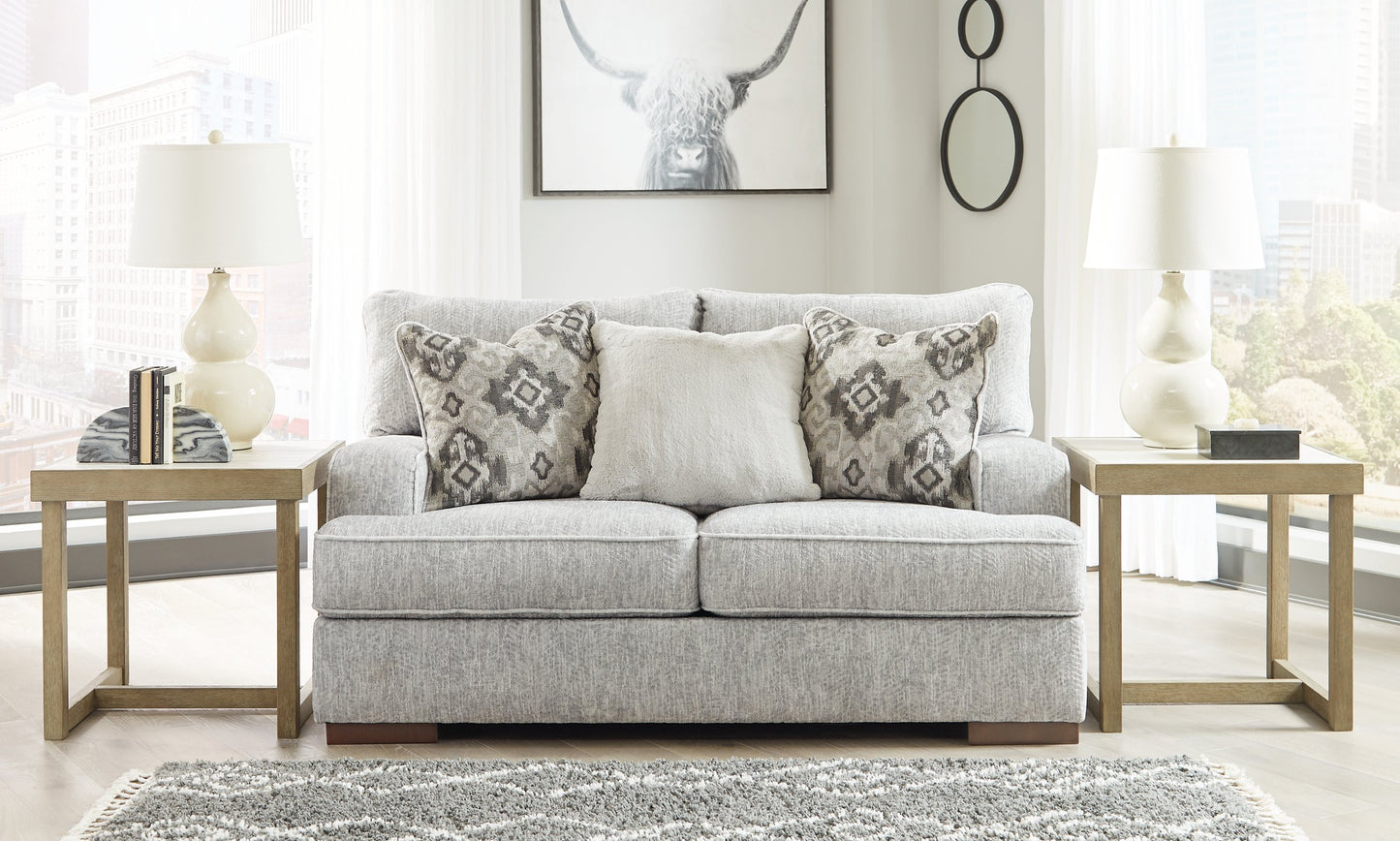 Mercado Loveseat - Pull Up A Couch