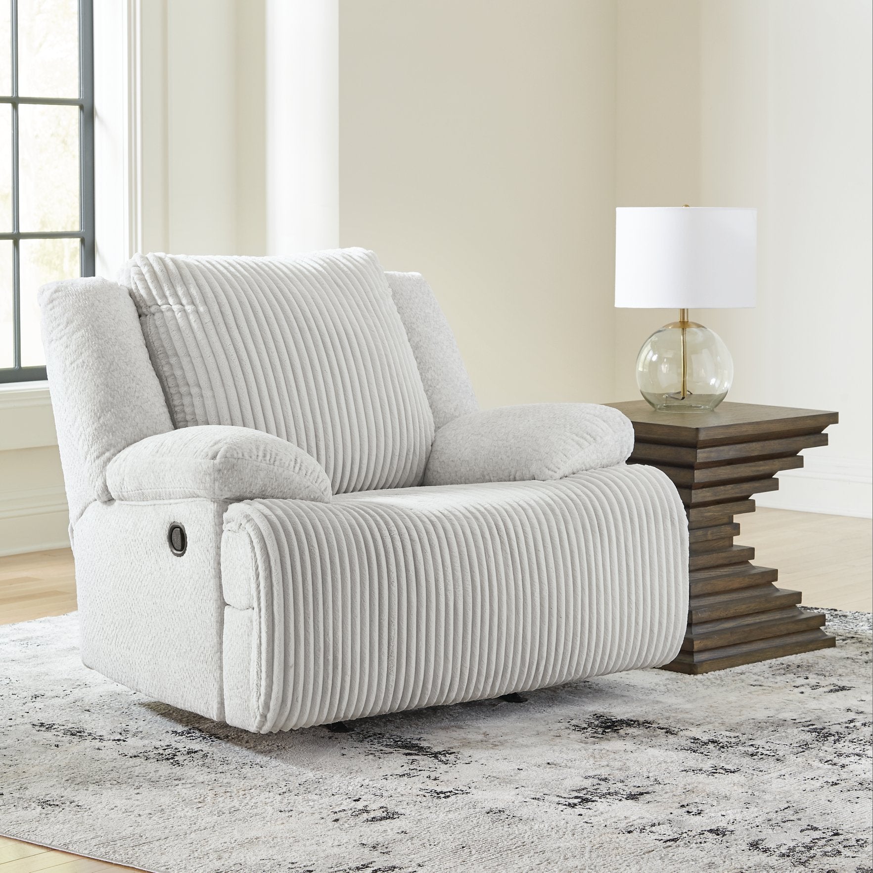 Top Tier Recliner - Thumbnail 5